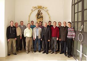 Die Mitglieder des Erweiterten Marianischen Rates auf ihrer Klausurtagung mit Prof. Dr. Ludwig Mödl (6. v.r.)
